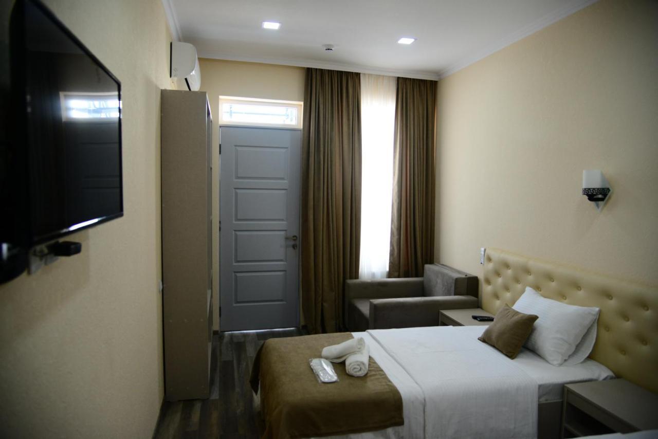 Hotel New Avlabari 第比利斯 外观 照片