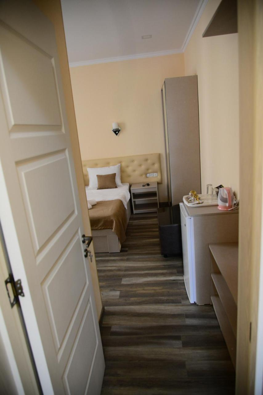 Hotel New Avlabari 第比利斯 外观 照片