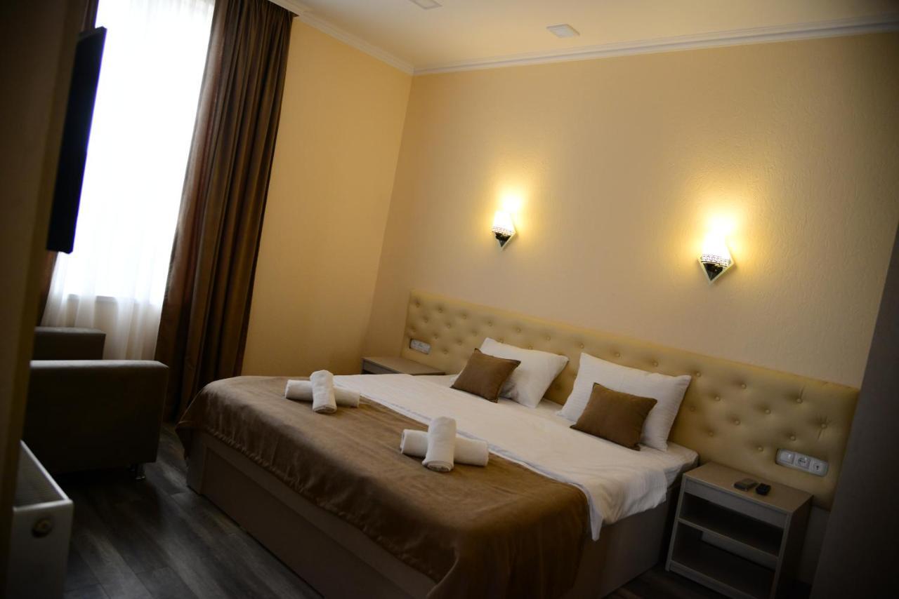 Hotel New Avlabari 第比利斯 外观 照片
